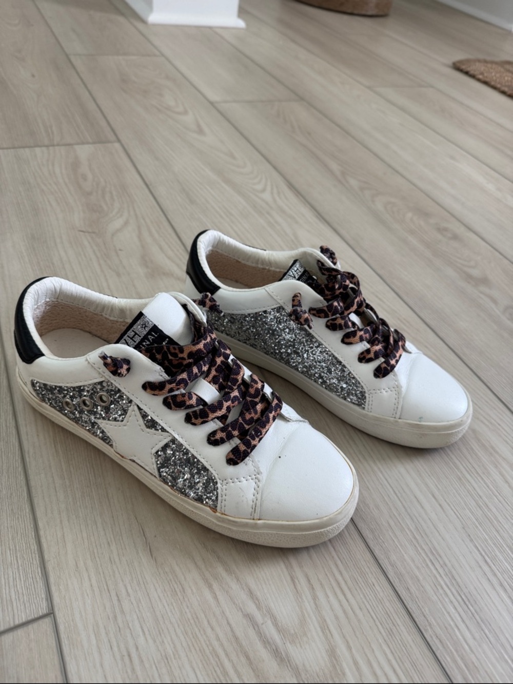 Vintage Havana Sneakers with Silver Glitter Star & Leopard Laces - Picture 3 of 5